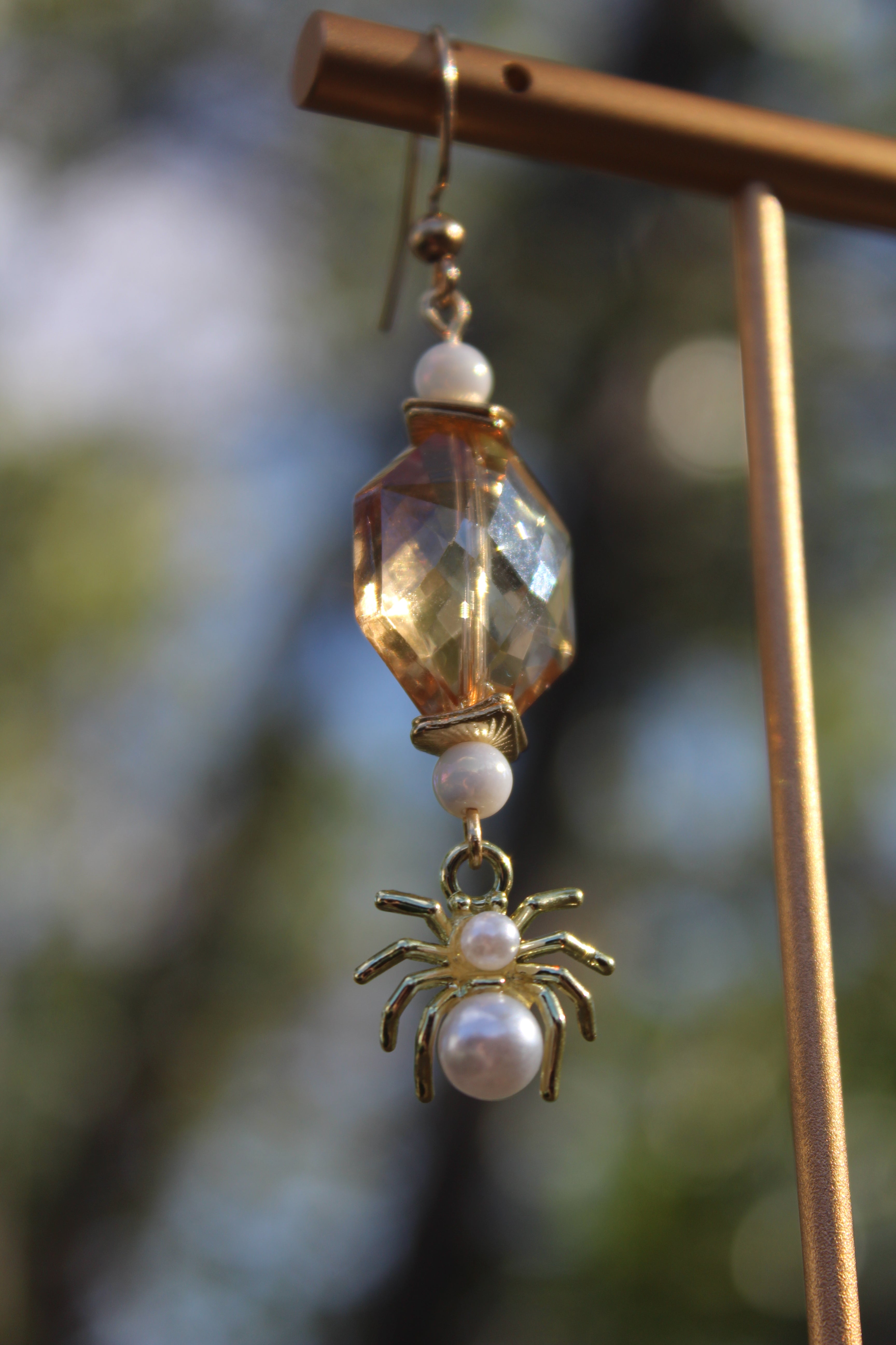 Pearl Spider (Single Earring)