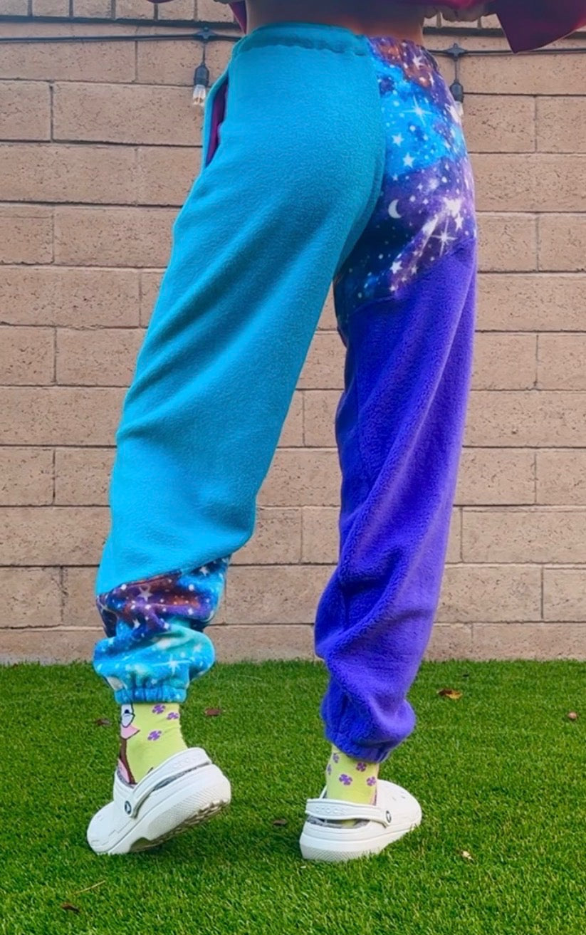 Custom Cozy Space Groovers
