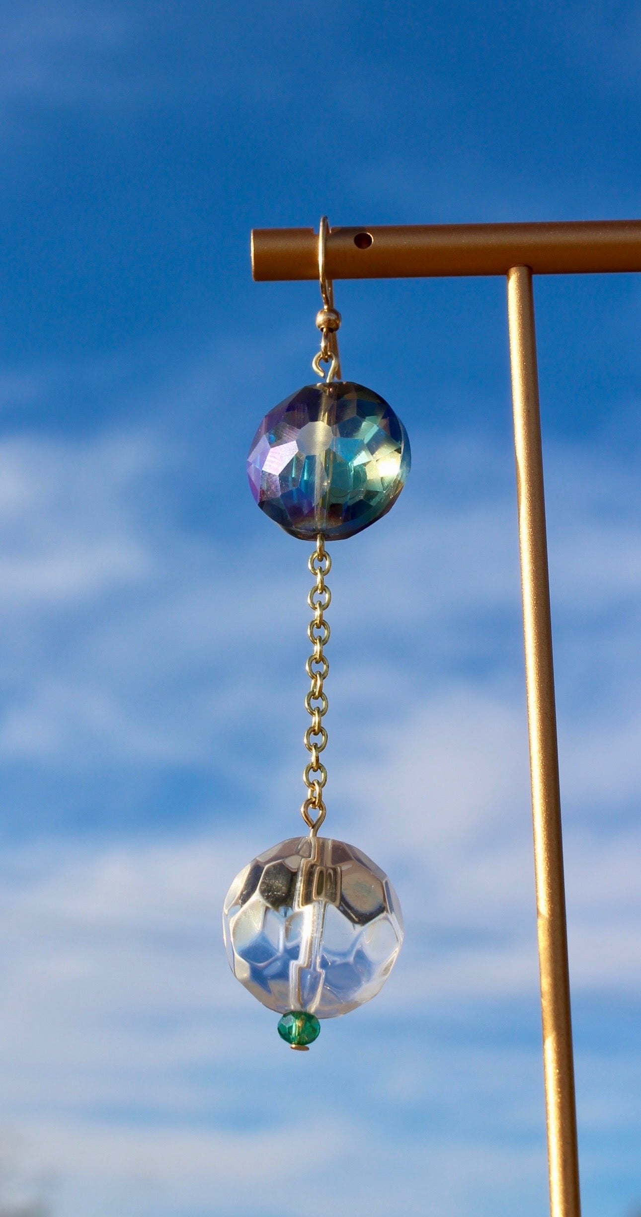 Sky Drop (Single Earring)